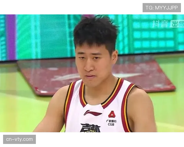 广厦主场102比88击垮吉林 塔克33分12助攻统治比赛 广厦主场102比88击垮吉林 塔克33分12助攻统治比赛